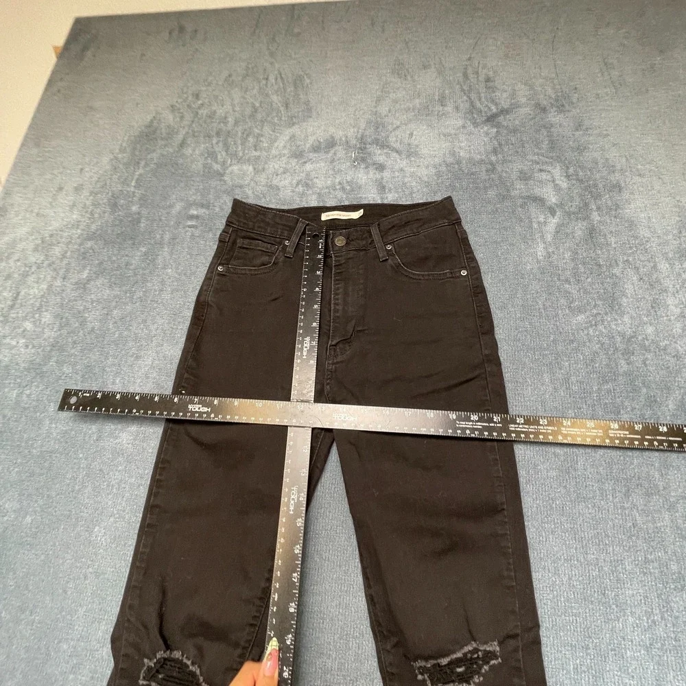 Levi's 721 High Rise Skinny Jeans Womens 29 Black Denim 5-Pockets Distressed